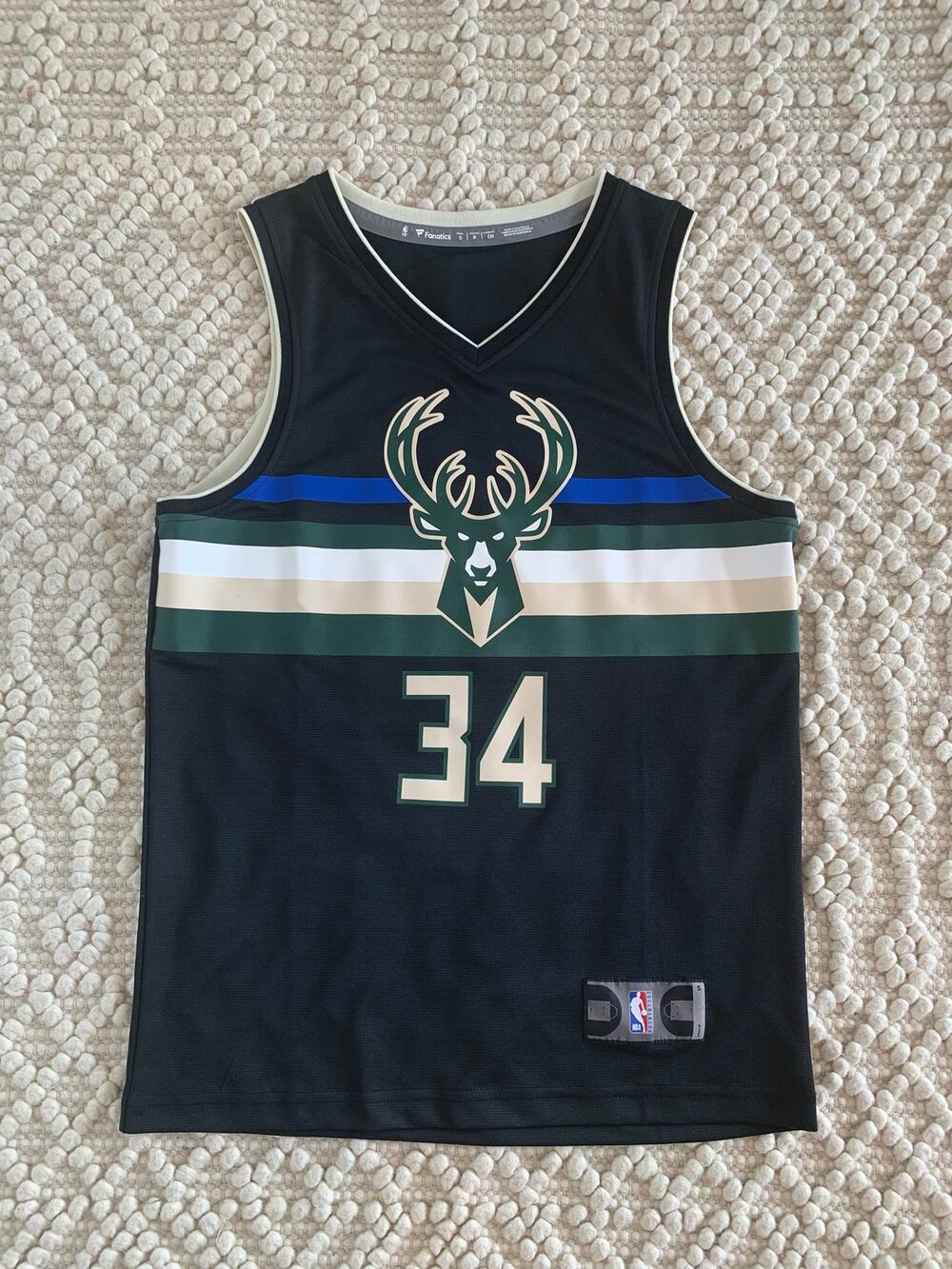 Milwaukee Bucks Giannis Antetokounmpo #34 Fanatics Black Jersey Mens Small